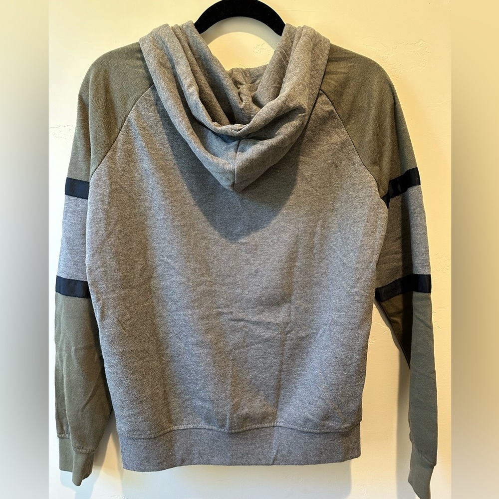 Zine Hoodie, women’s size S - Picture 2 of 6